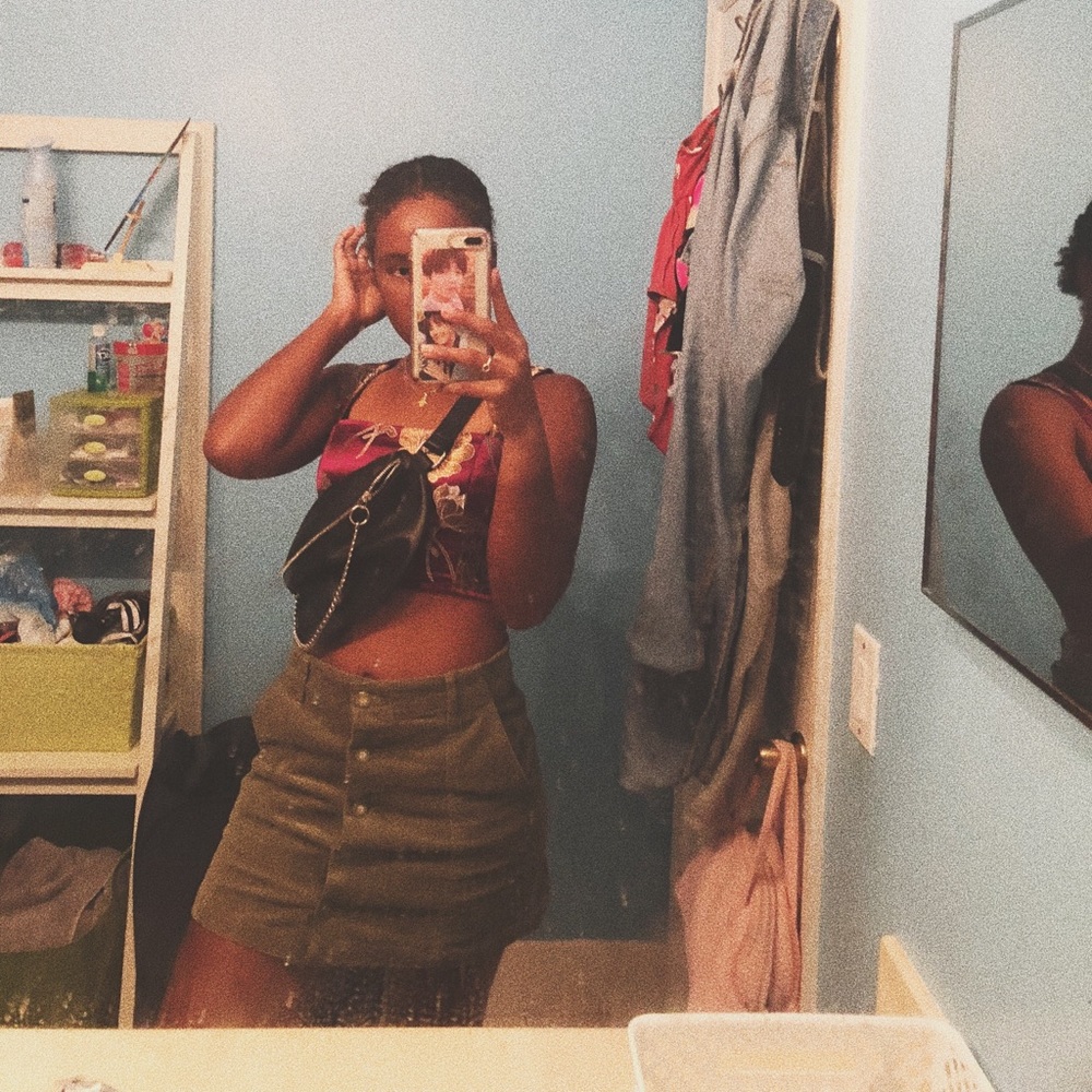 Meet your Posher, Jamilah